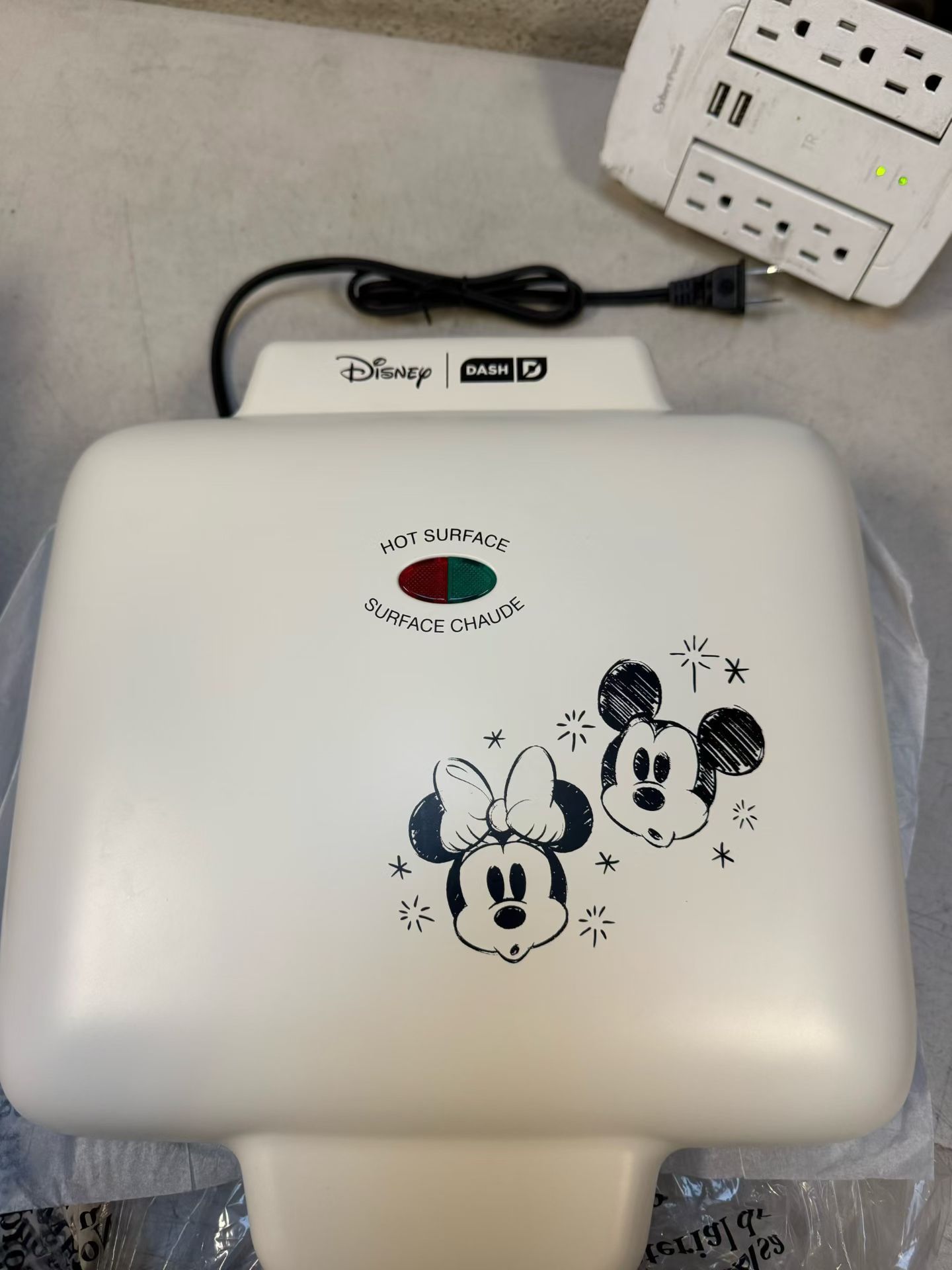 Dash Mickey & Friends Waffle Maker 4 Mini Waffles No-Drip Nonstick Ceramic