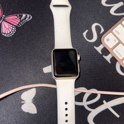 Apple Watch 2015 Sport 38mm Alumnium Silver Sport Band White