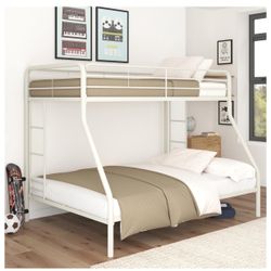 Metal Bunk bed Twin over full 