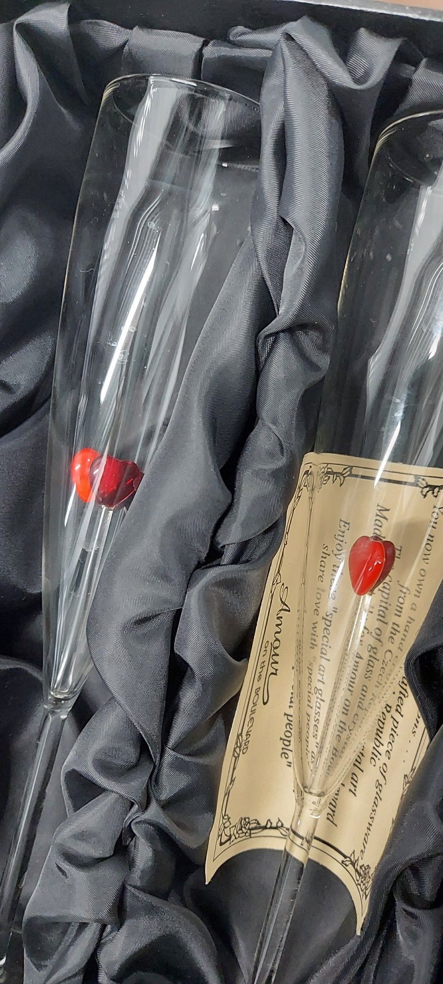 Amour Champagne Flutes