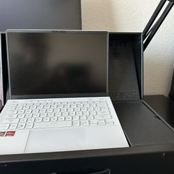 ASUS ROG Zephyrus 14” GA402RJ