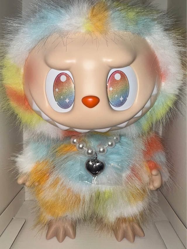 THE MONSTERS Big into Energy Series-ROCK THE UNIVERSE Vinyl Plush Doll