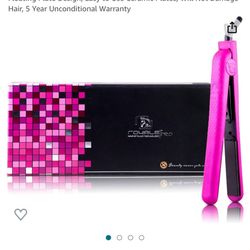 Brand New ROYALE Straightener 