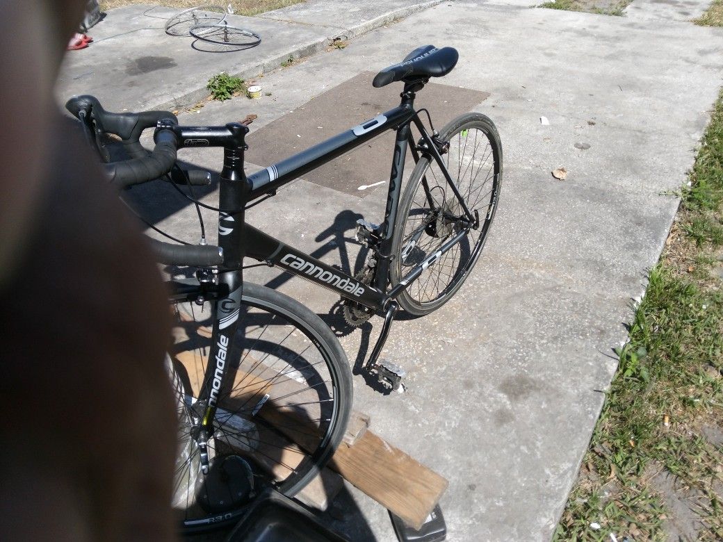 Cannondale Racing Bike