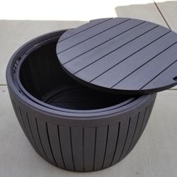  37 Gallon Deck Round Box Organizer