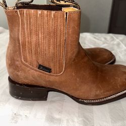 Falcon Cowboy Boots/Botas