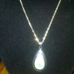 Mother Of Pearl Necklace.sterling silver. 24 In Chain .