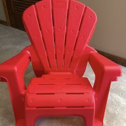 Little tikes indoor or outdoor chairs
