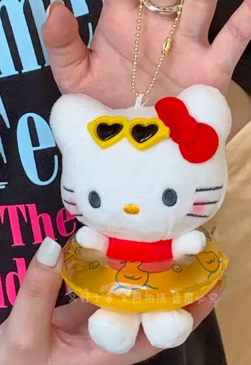 Hello Kitty Keychain