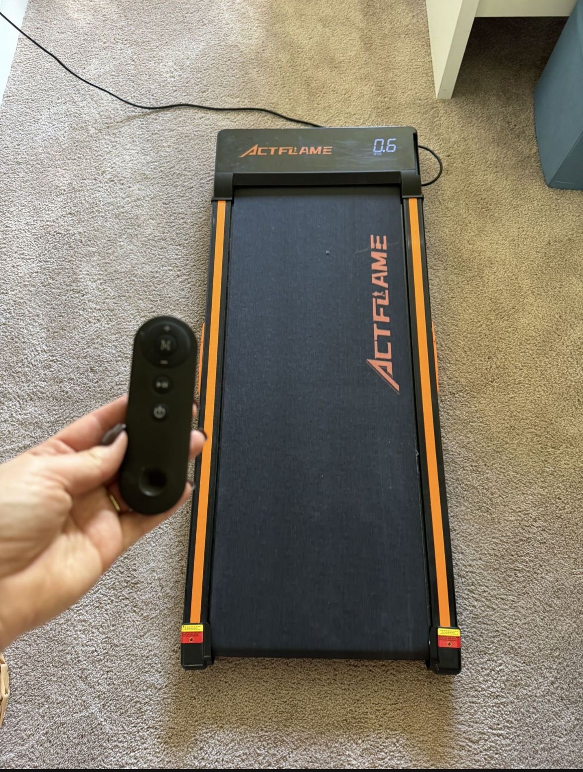 Walking Pad with Incline, Under Desk Portable Foldable Treadmill for Home Office