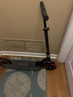 Kids Scooter Not Electric Has Multiple Pink Light Modes Light Modes On It
