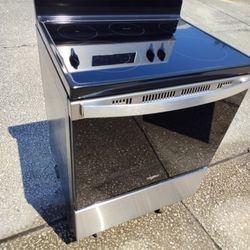 WHIRLPOOL LIKE NEW GLASSTOP STOVE OVEN 