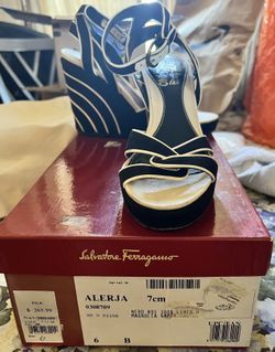 $380 DESIGNER HEELS FOR $100 – WHY ARE THESE STILL HERE?