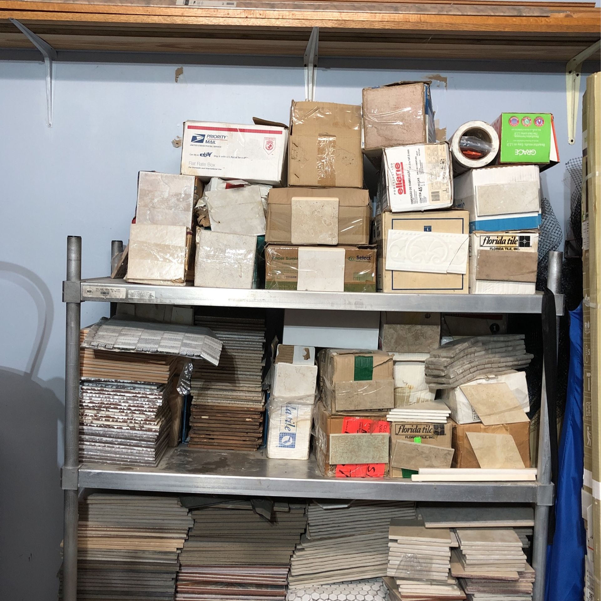 Tiles- 4 Shelves