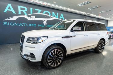 2022 Lincoln Navigator
