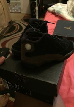 Jordan 13s size 9c