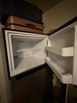 Vissani 18.1 Cu. Ft. Refrigerator for Sale