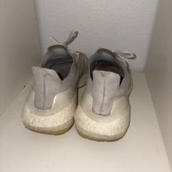 All Size 11.5-12 UB & On Clouds 