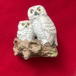Vintage Napcoware 314 Ceramic Owl  Pair On Log 3.25” Tall Couple Mother And Baby Birds