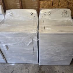 SET  KENMORE WHASER  AND GAS  DRYER  TOP LOAD  