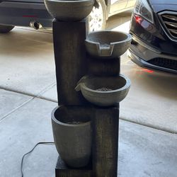 Electric Indoor/Outdoor Fountain With Lights