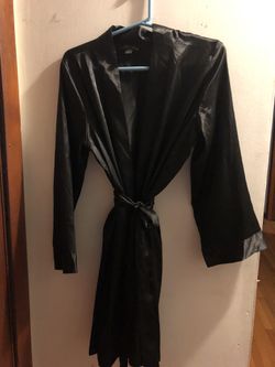 Beautiful robe size Small/Med women’s