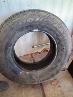 Goodyear eagle LS 245/70/16