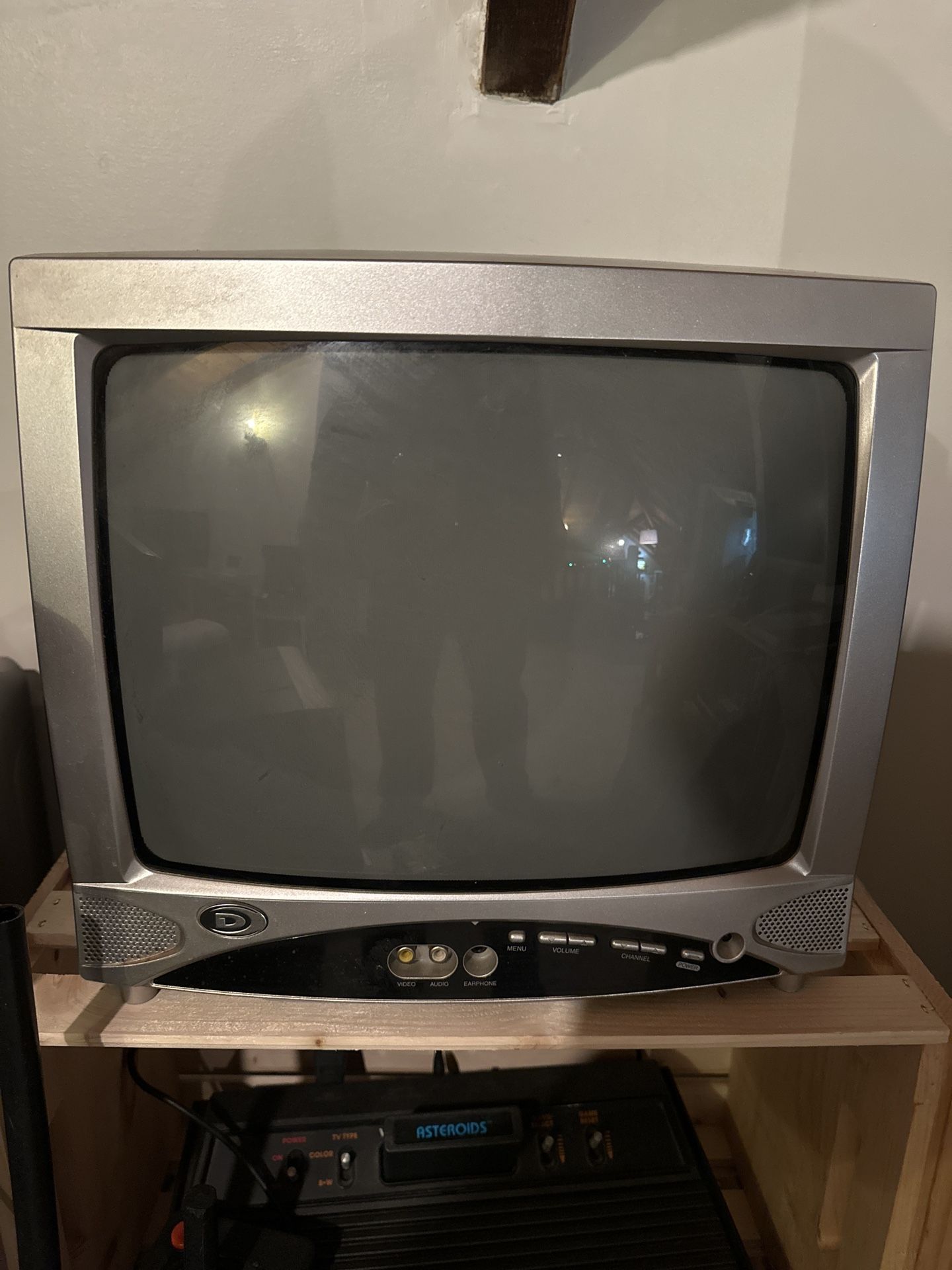 13” CRT Color TV