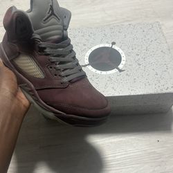 Jordan 5 Maroon