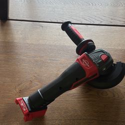 Milwaukee Fuel 18v Grinder