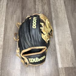 Wilson A2000 1786 11.4” Pro Stock Golove