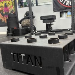 Titan Fitness 9 Bar Holder
