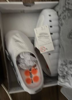 Nike White minds