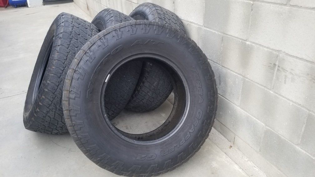 Truck Tires 33x18