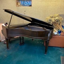 A very nice PIANO for FREE!
