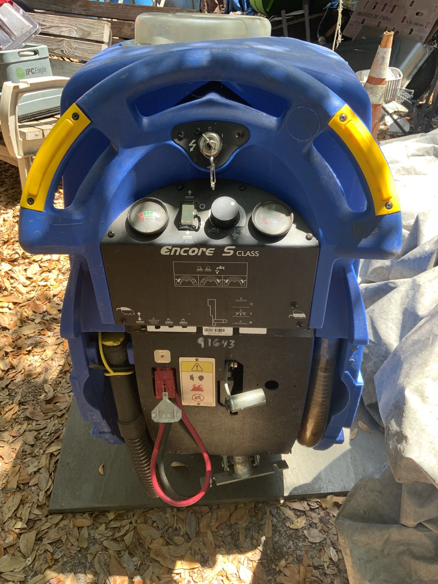 Clarke Eagle Encore S-Class walk-behind floor scrubber