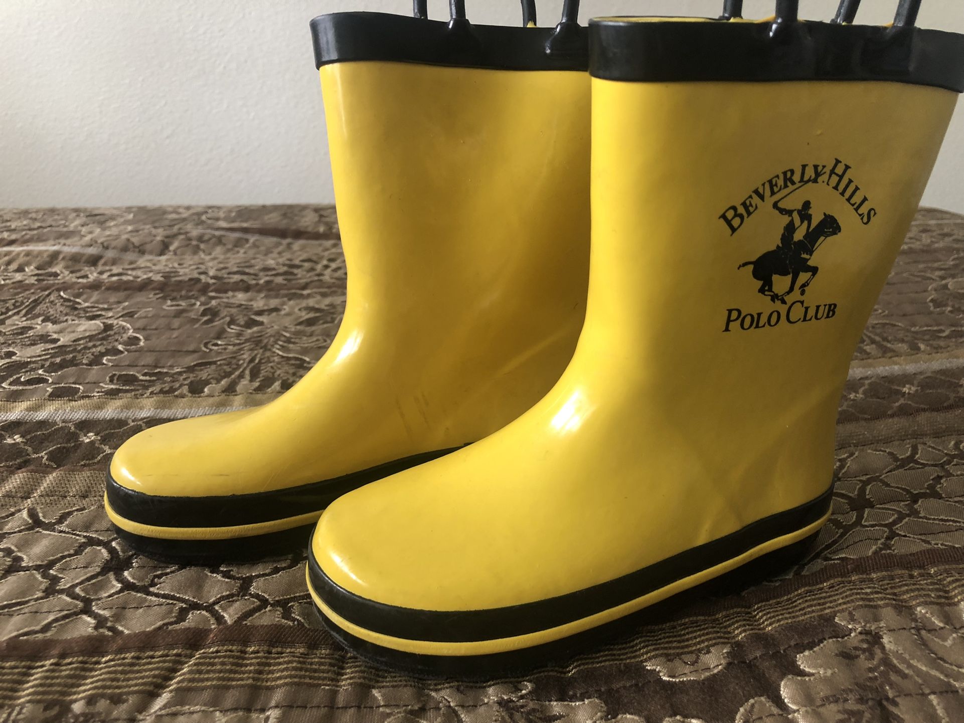 Kids Rain Boots Size 10 