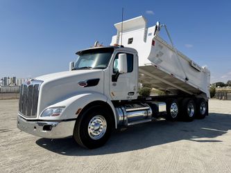 2020 Peterbilt 579 18FT SUPER10