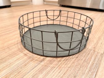Round Metal Countertop Organizer Basket