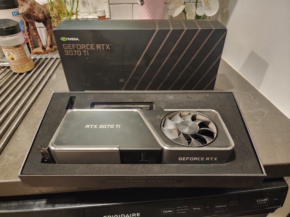 NVDIA Founders Edition RTX 3070 Ti