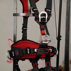 Full Body Harness/ Harness Para Subir En Alturas