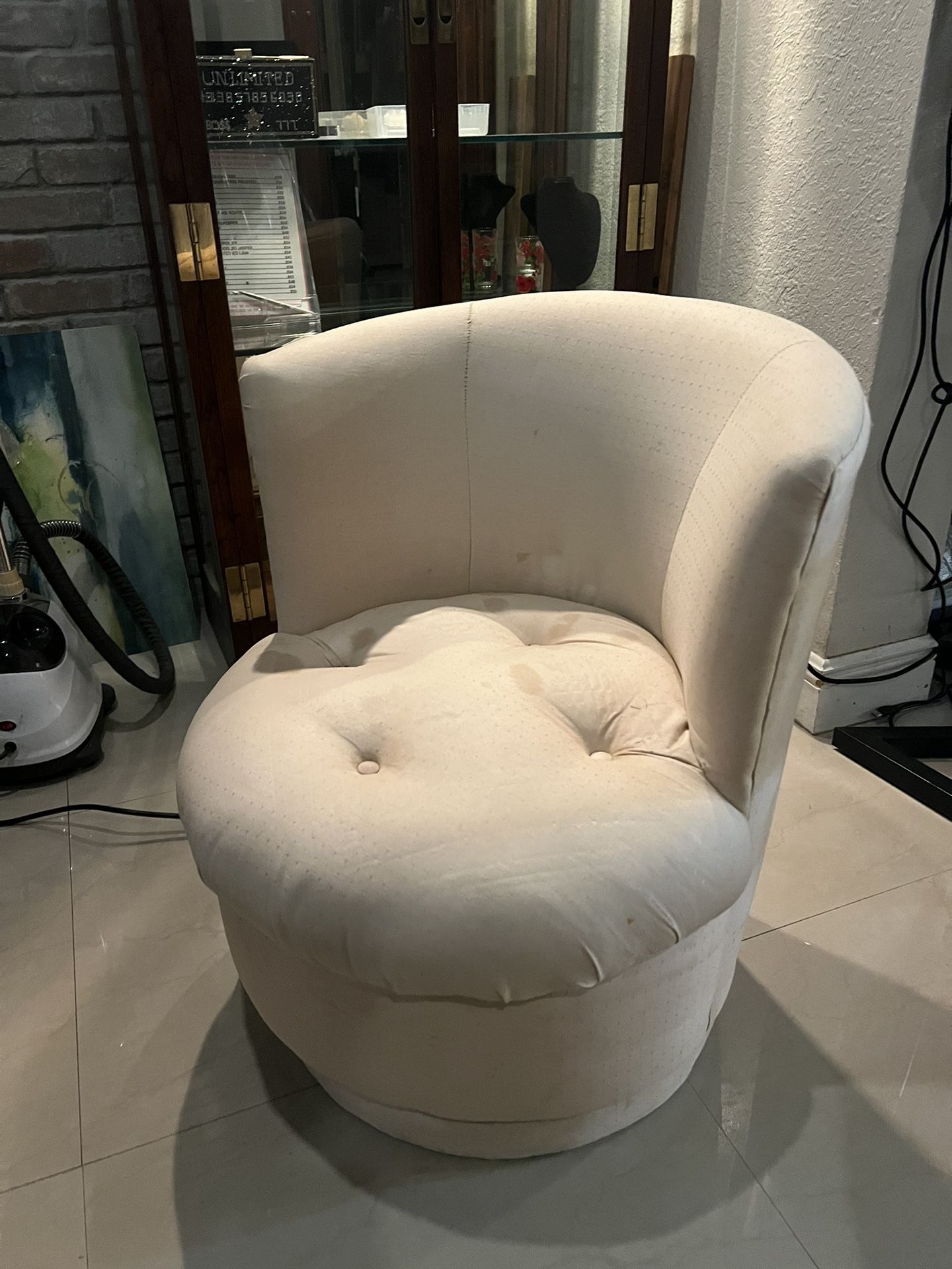 Padded Lounge Chair