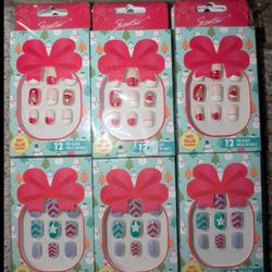 Girls Press on Nails 