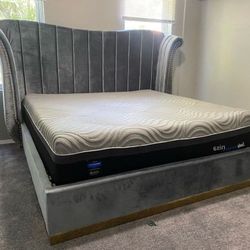 Flora Velvet Grey King Bed