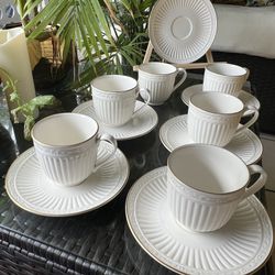 MIKASA Countryside With The Golden rim. Set Of 6 Cups And Saucers. Vintage In Excellent Condition.