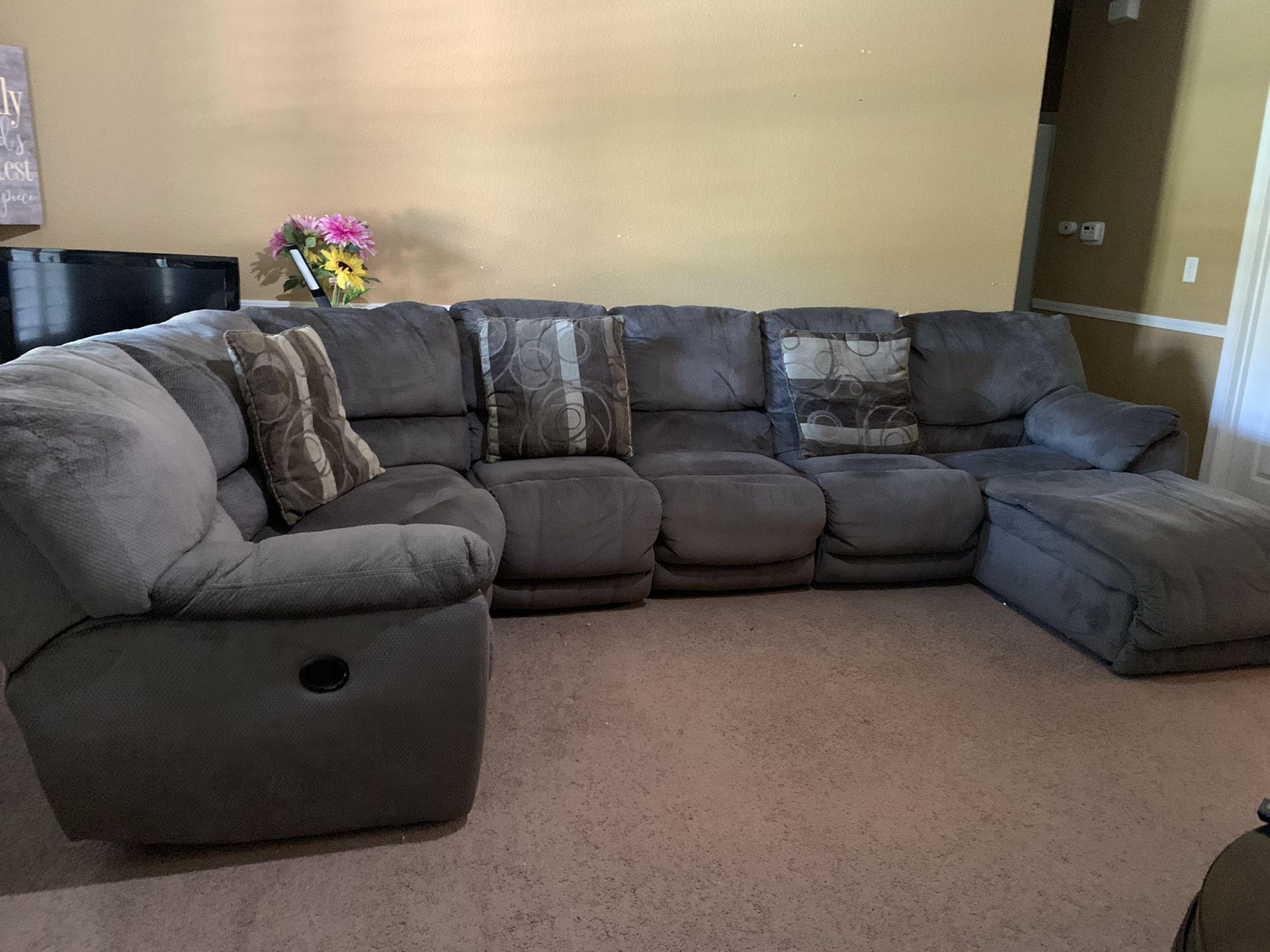 Sectional couch