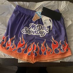 Snowday! Mr. Enjoy Da Money Shorts Size Medium 