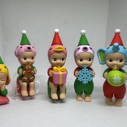 Sonny Angel Santa’s Little Helper Series