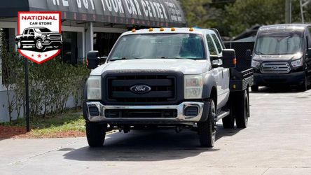 2016 Ford F450 Super Duty Crew Cab & Chassis