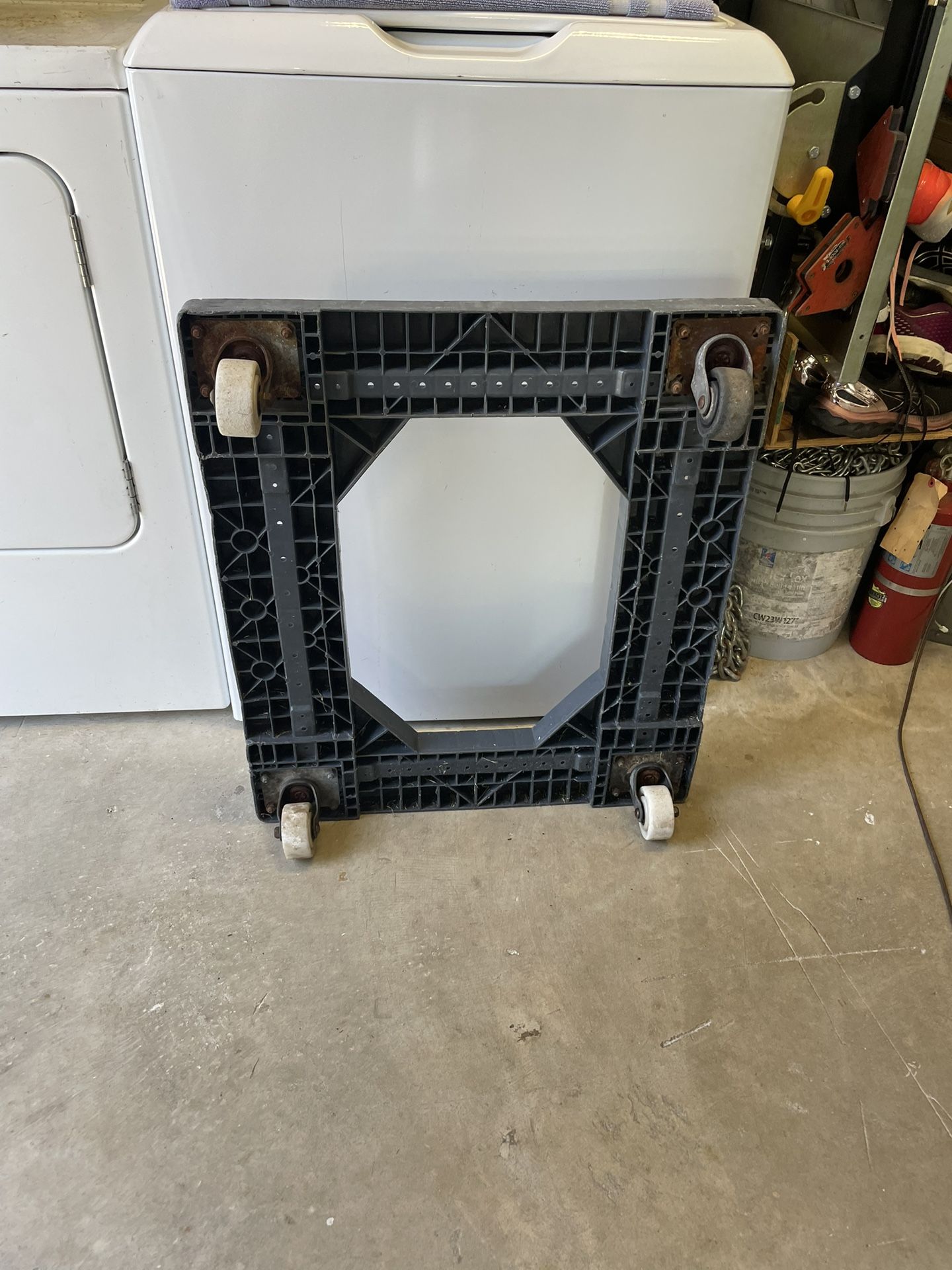 Four wheel furniture, dolly four-wheel cart working